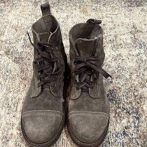 Allen Edmonds Brown Suede Boots Men’s Sz 10D Lace Up Style USA